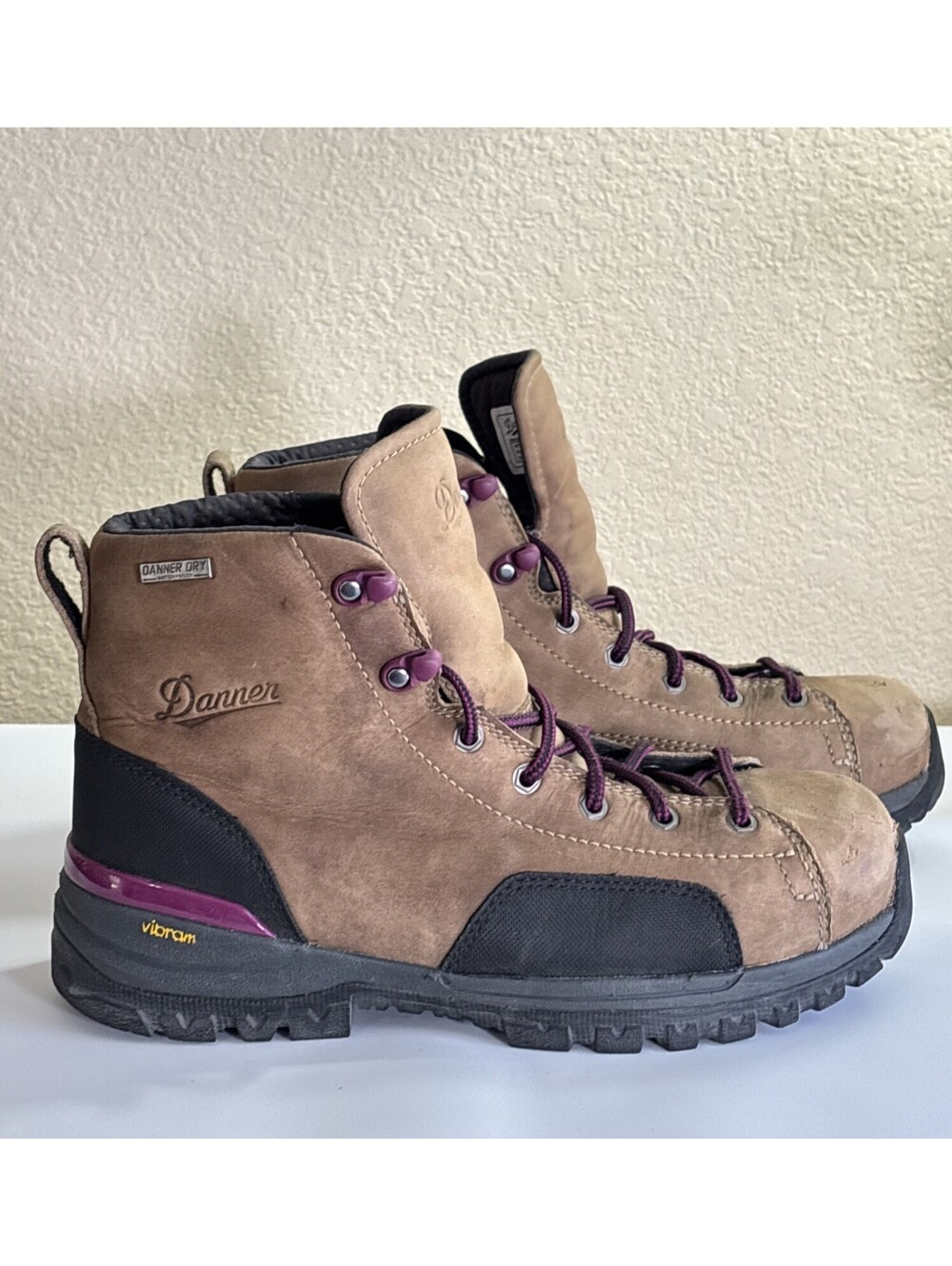 Danner Stronghold 5” Women’s 8.5 M Gray Waterproof Vibram Hiking Work Boots